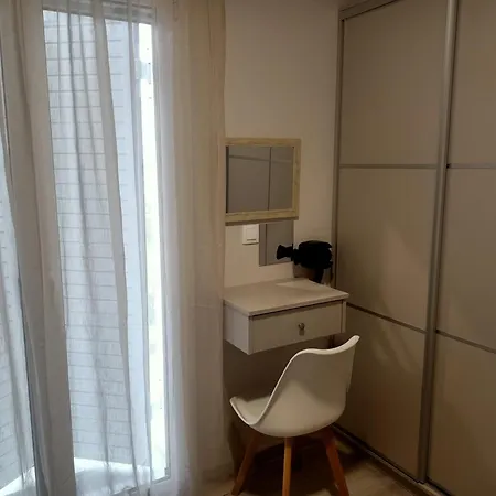 Almiriki & Apartament *