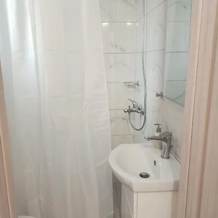 Almiriki & Apartamento